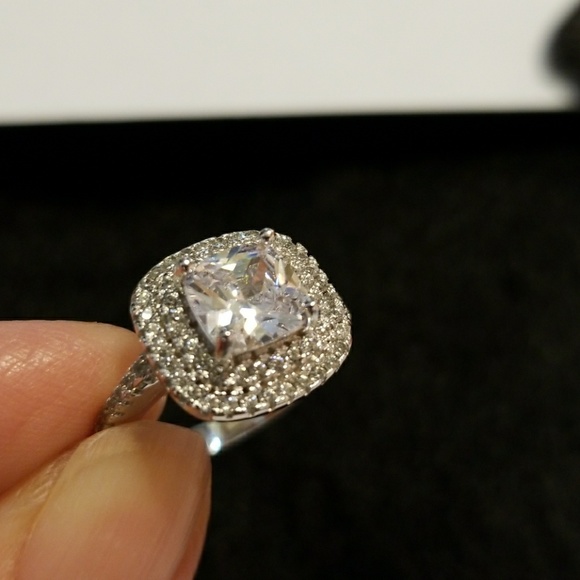 Shine Diamonique Ring White Gold Filled Size 5 - Picture 5 of 6